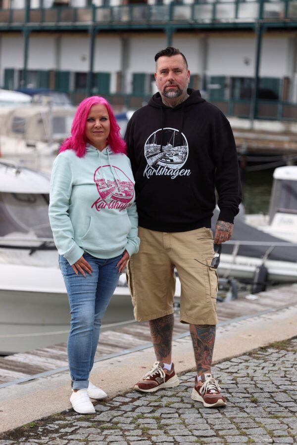 Männer Hoodie Motiv Karlshagen Hafen / schwarz – Bild 3