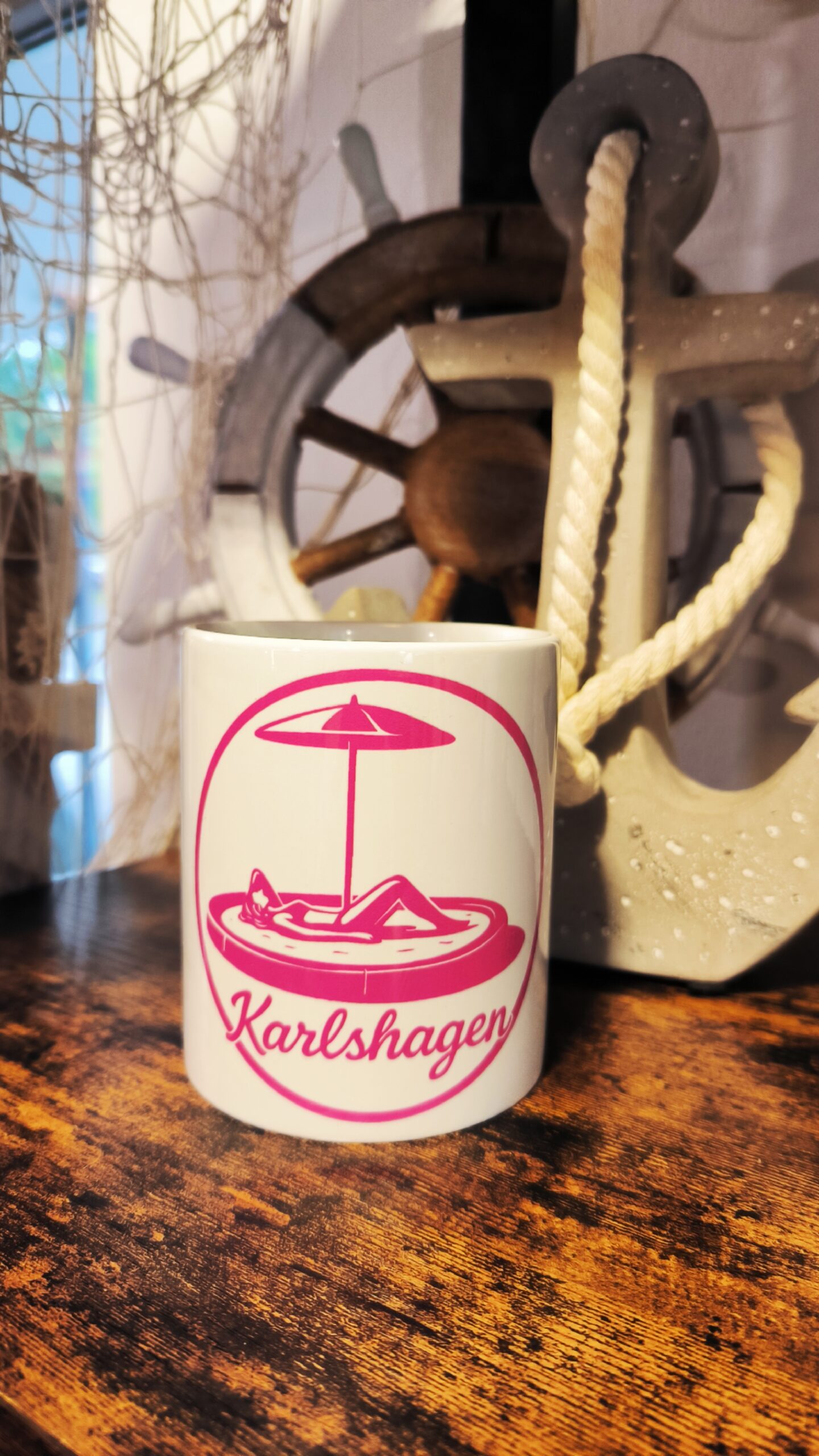 Keramikbecher Strandjungfrau pink